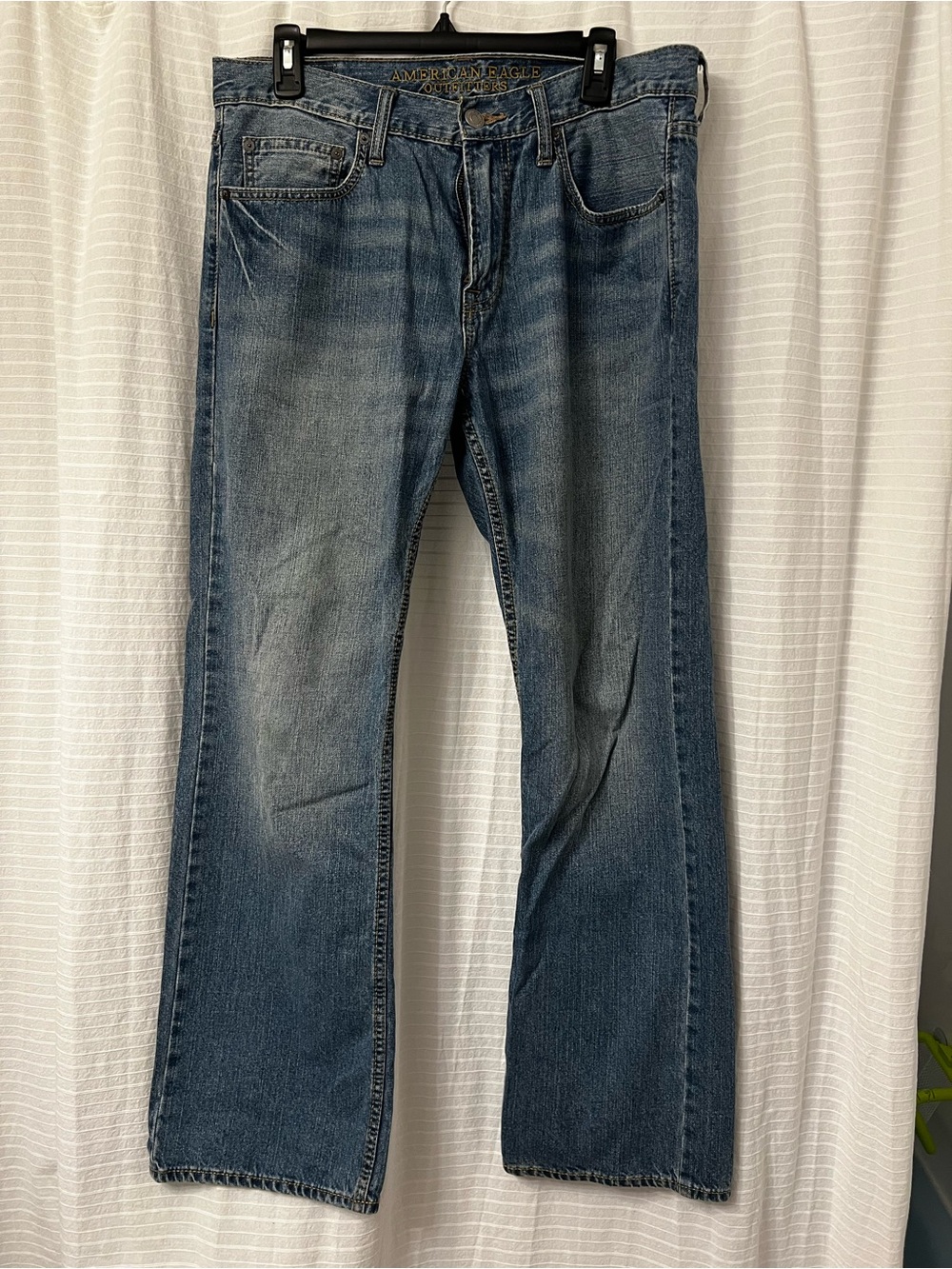 American Eagle Outfitters Men's Bootcut Jeans - Medium Blue Wash